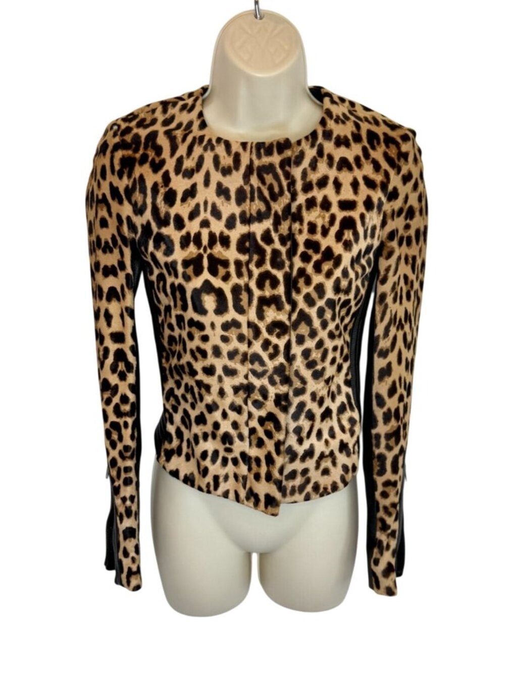 A.L.C. jacket Cheetah Print Calf & Leather L Sleeve Crop Crew Zip Sleeve Size 0